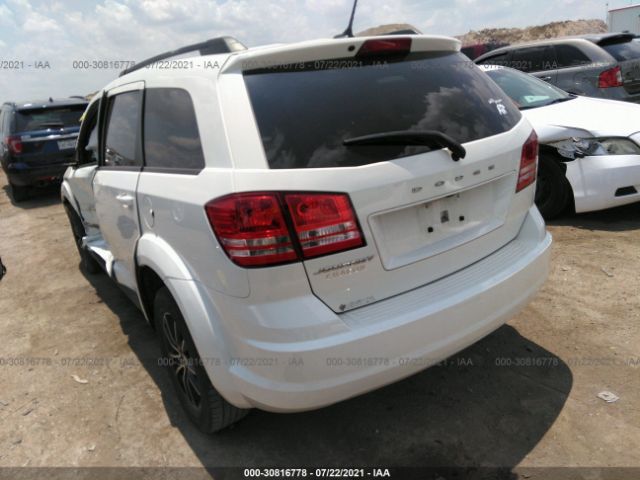 Photo 2 VIN: 3C4PDCAB0JT427364 - DODGE JOURNEY 