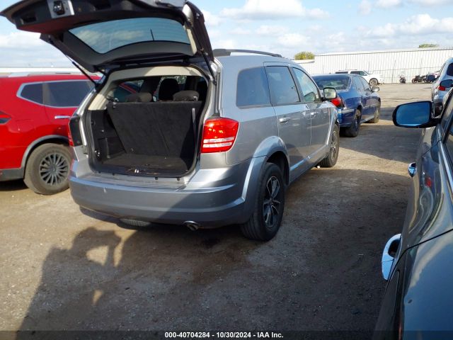 Photo 3 VIN: 3C4PDCAB0JT448117 - DODGE JOURNEY 