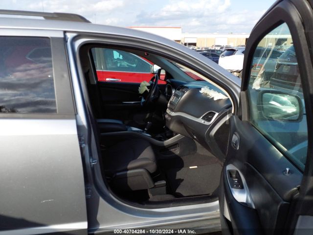 Photo 4 VIN: 3C4PDCAB0JT448117 - DODGE JOURNEY 