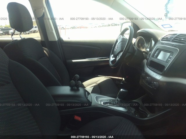 Photo 4 VIN: 3C4PDCAB0JT448120 - DODGE JOURNEY 