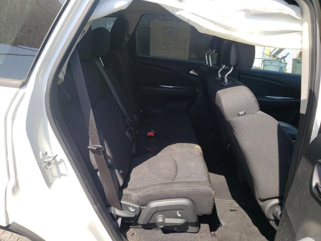 Photo 5 VIN: 3C4PDCAB0JT498452 - DODGE JOURNEY SE 