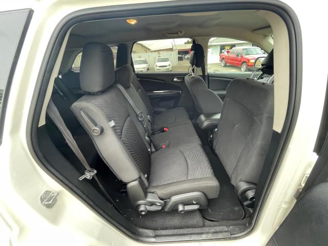 Photo 5 VIN: 3C4PDCAB0JT520790 - DODGE JOURNEY SE 