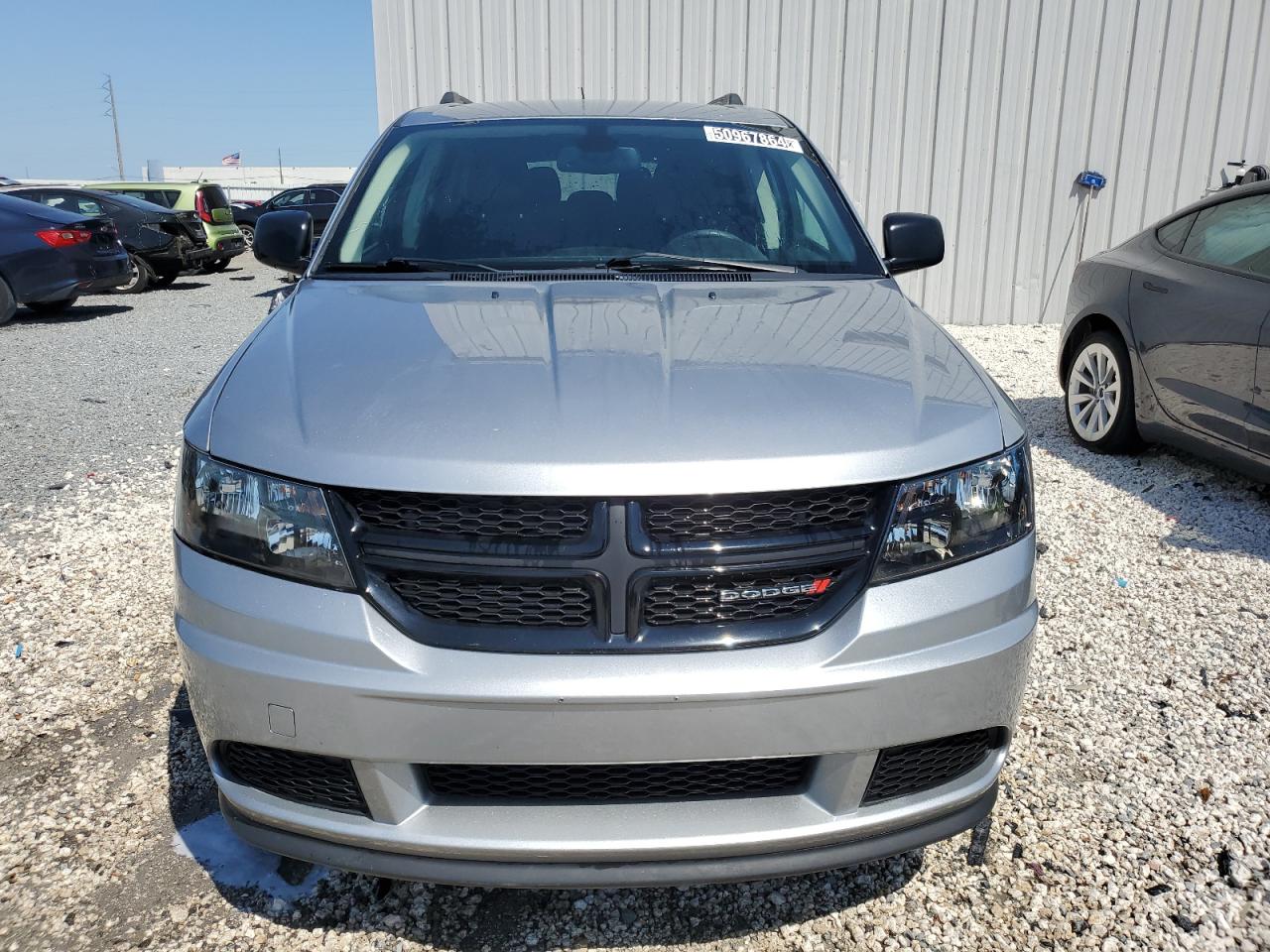 Photo 4 VIN: 3C4PDCAB0JT521079 - DODGE JOURNEY 