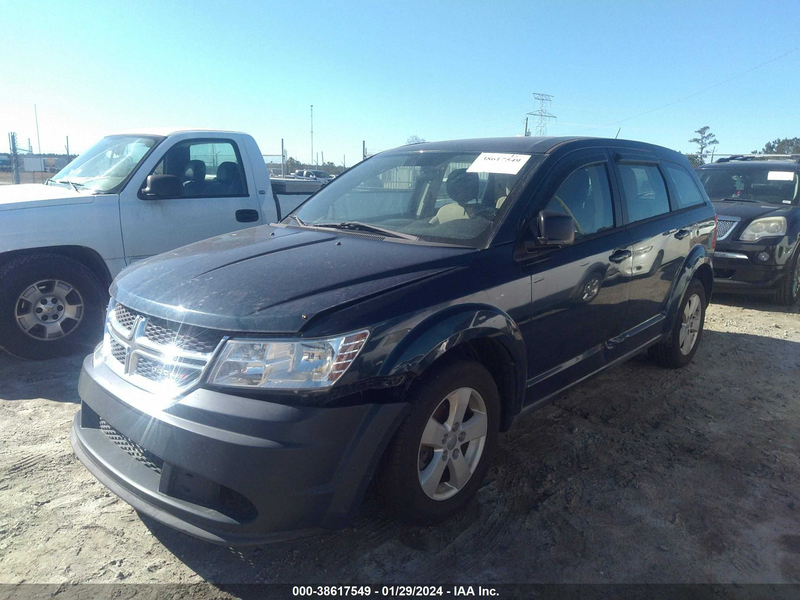 Photo 1 VIN: 3C4PDCAB1DT529714 - DODGE JOURNEY 