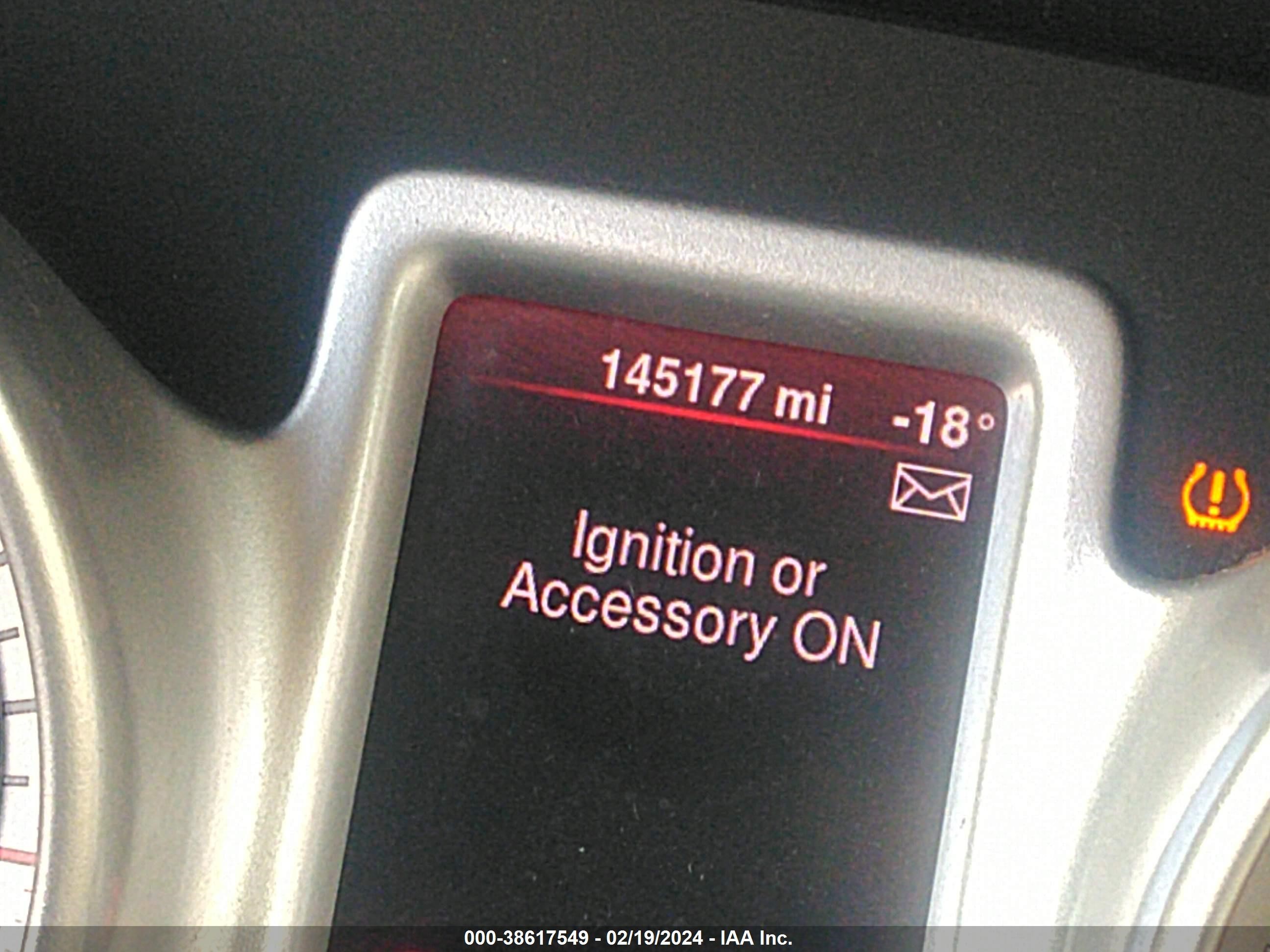 Photo 6 VIN: 3C4PDCAB1DT529714 - DODGE JOURNEY 