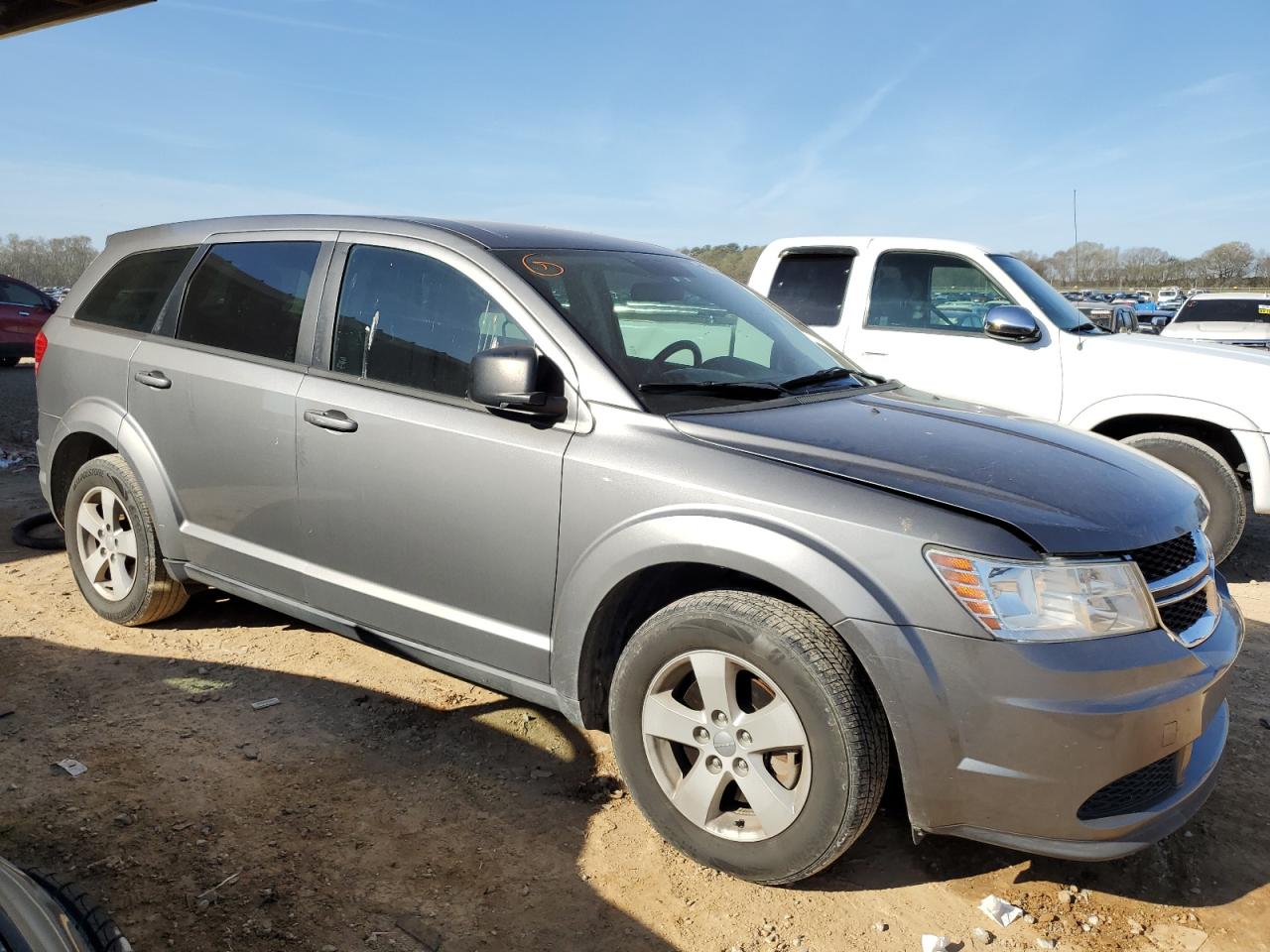 Photo 3 VIN: 3C4PDCAB1DT529776 - DODGE JOURNEY 