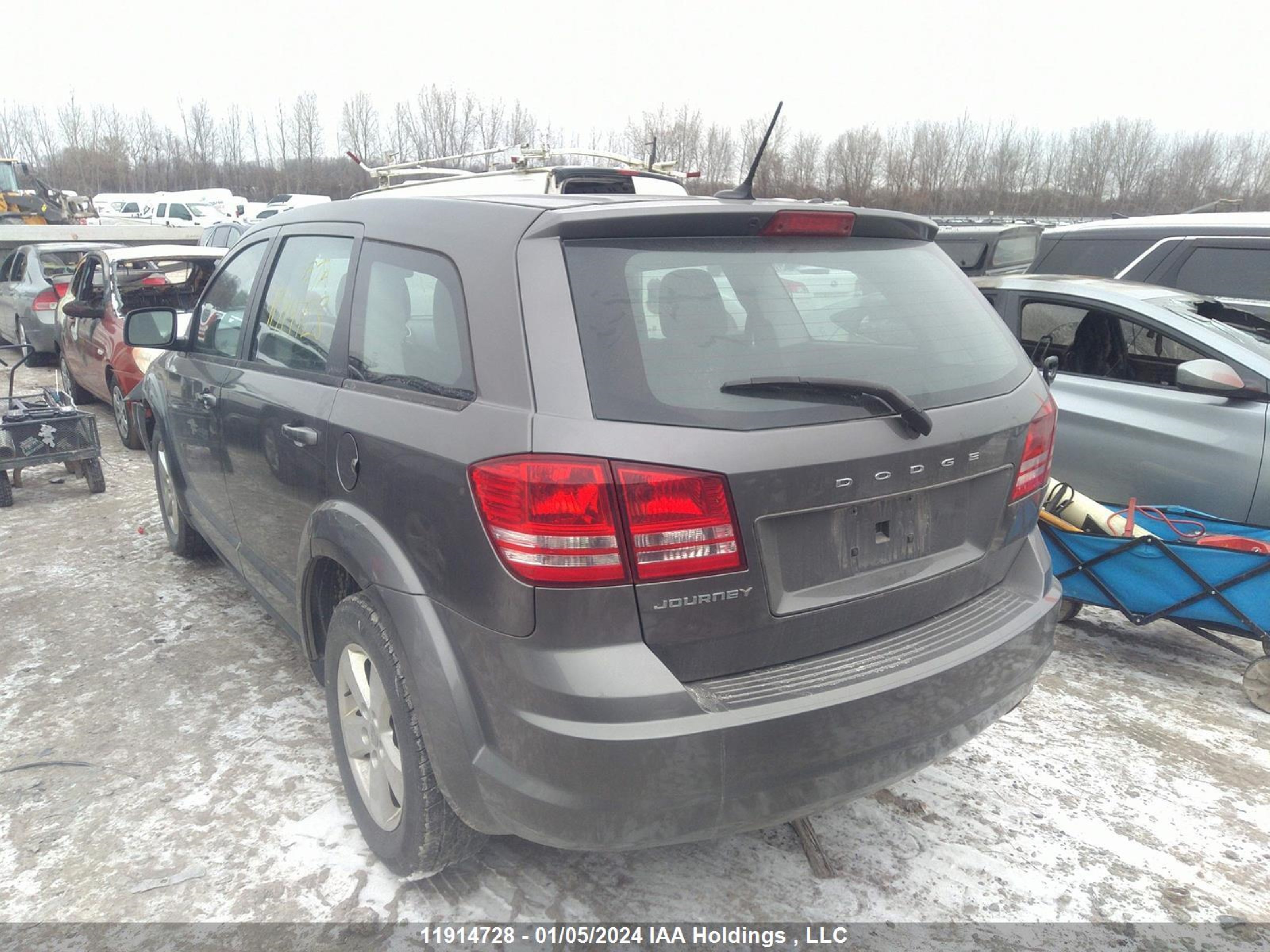 Photo 2 VIN: 3C4PDCAB1DT708271 - DODGE JOURNEY 