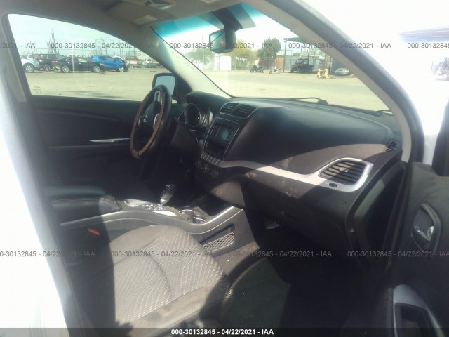 Photo 4 VIN: 3C4PDCAB1GT233628 - DODGE JOURNEY 