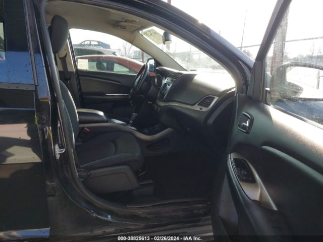 Photo 4 VIN: 3C4PDCAB1HT559060 - DODGE JOURNEY 