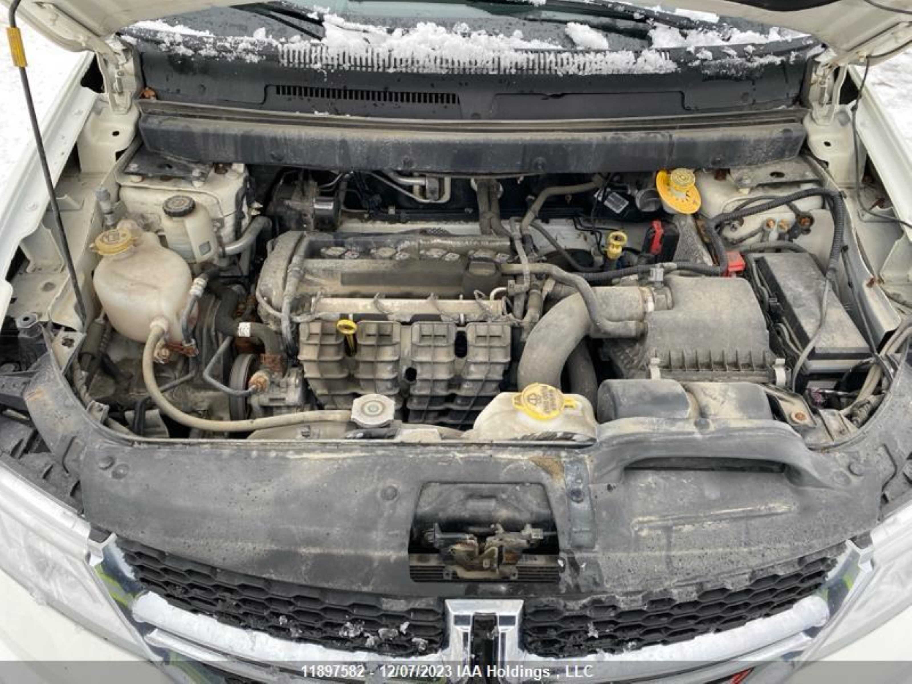 Photo 9 VIN: 3C4PDCAB1HT594018 - DODGE JOURNEY 