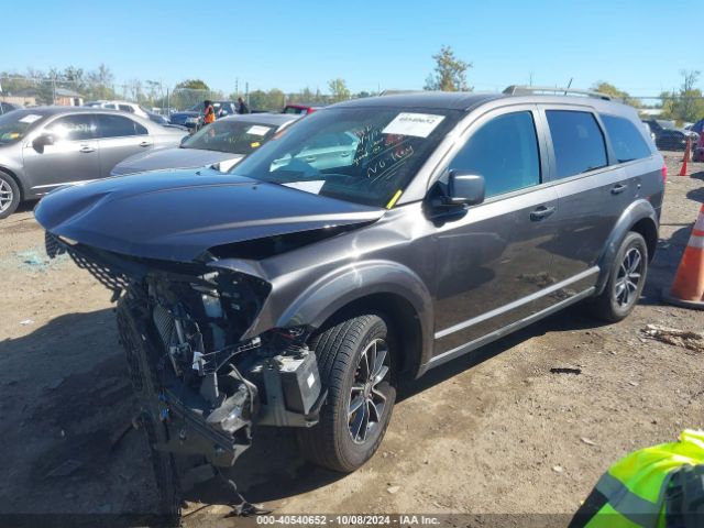 Photo 1 VIN: 3C4PDCAB1JT276051 - DODGE JOURNEY 