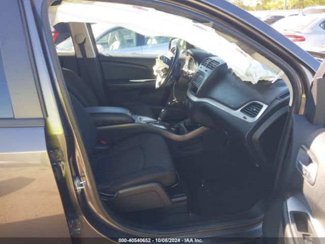 Photo 4 VIN: 3C4PDCAB1JT276051 - DODGE JOURNEY 