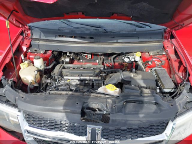 Photo 9 VIN: 3C4PDCAB1JT277555 - DODGE JOURNEY 