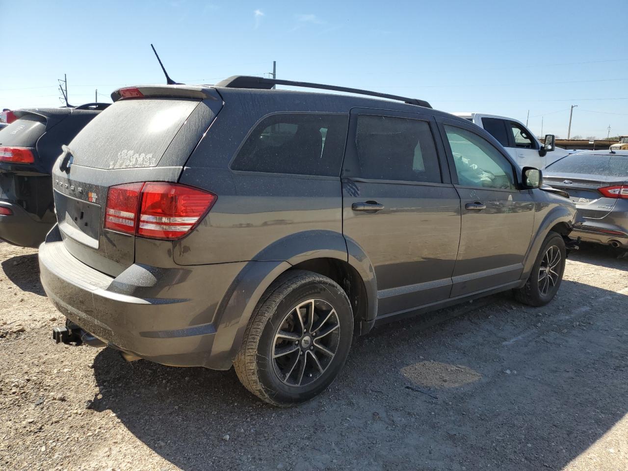 Photo 2 VIN: 3C4PDCAB1JT301997 - DODGE JOURNEY 