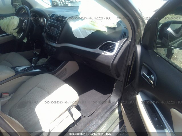 Photo 4 VIN: 3C4PDCAB1JT382760 - DODGE JOURNEY 