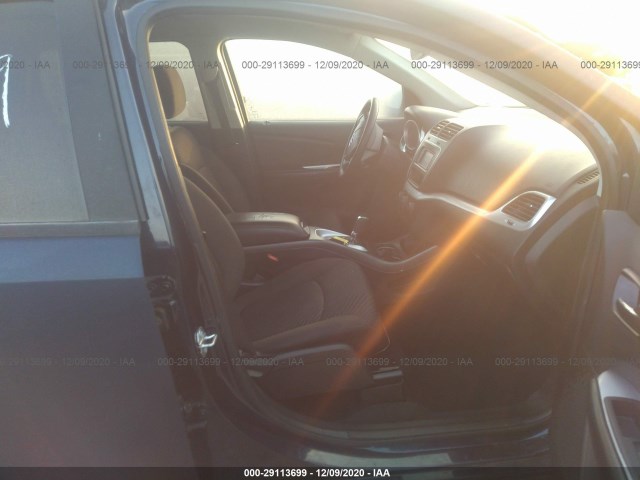 Photo 4 VIN: 3C4PDCAB1JT421475 - DODGE JOURNEY 