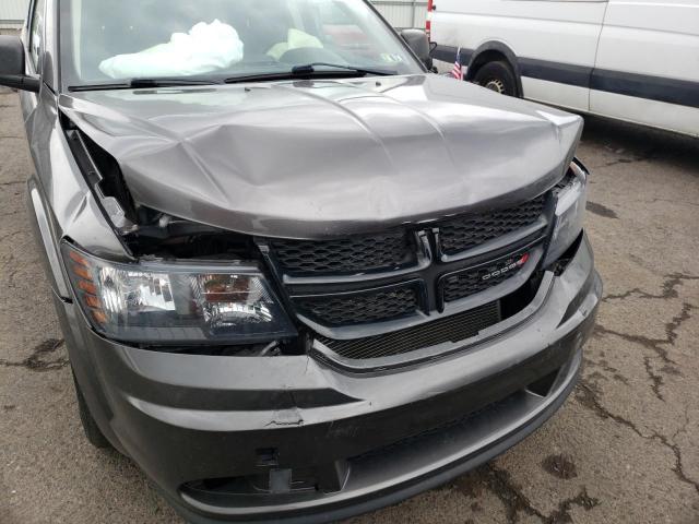 Photo 8 VIN: 3C4PDCAB1JT446828 - DODGE JOURNEY SE 