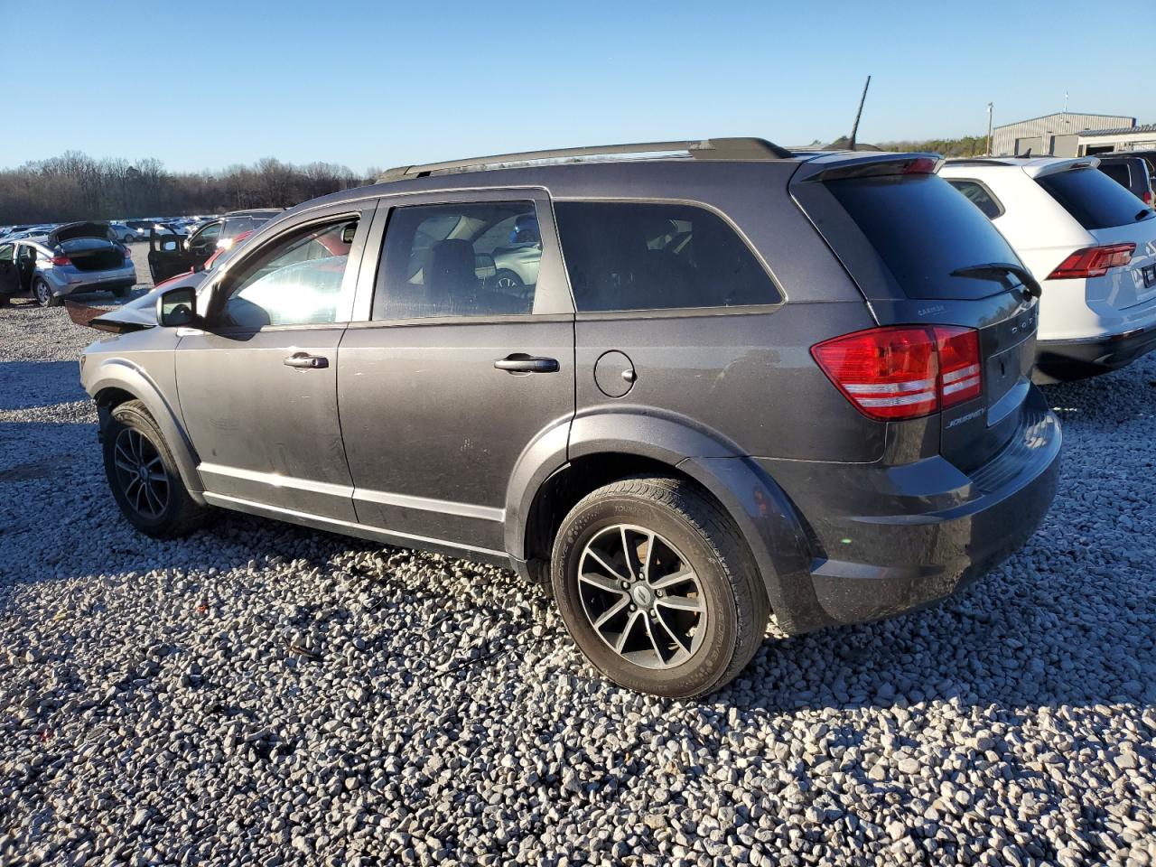 Photo 1 VIN: 3C4PDCAB1JT474340 - DODGE JOURNEY 