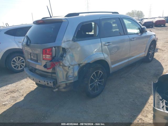 Photo 3 VIN: 3C4PDCAB1JT508602 - DODGE JOURNEY 