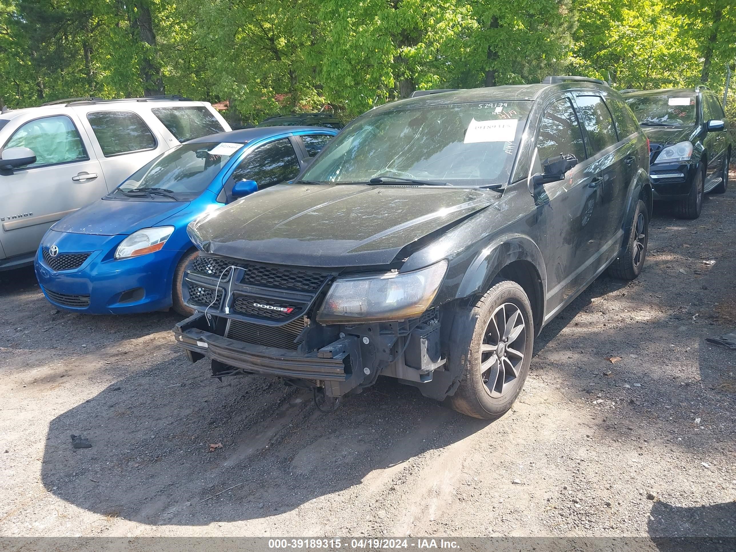 Photo 1 VIN: 3C4PDCAB1JT529174 - DODGE JOURNEY 