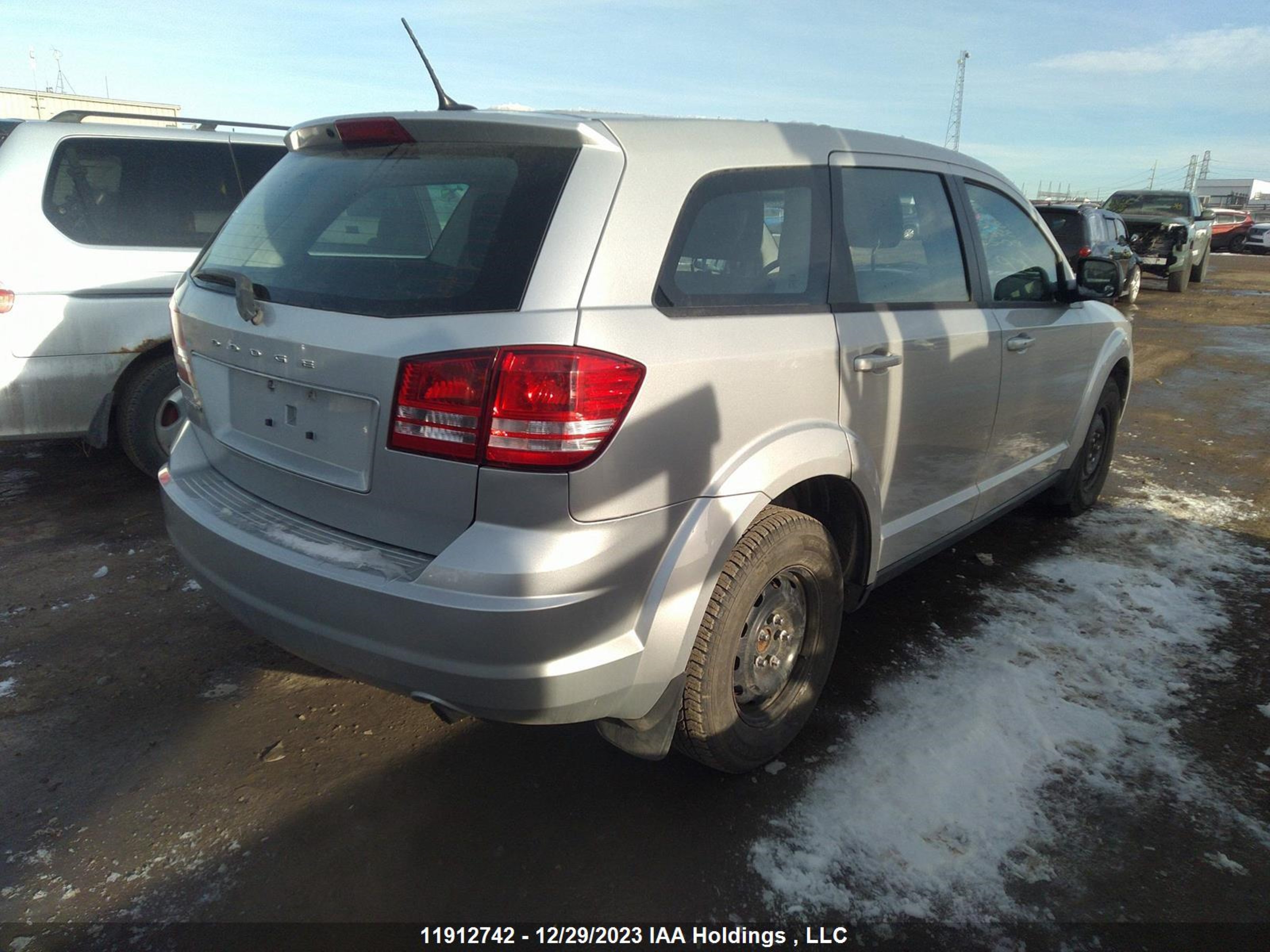 Photo 3 VIN: 3C4PDCAB2CT349642 - DODGE JOURNEY 