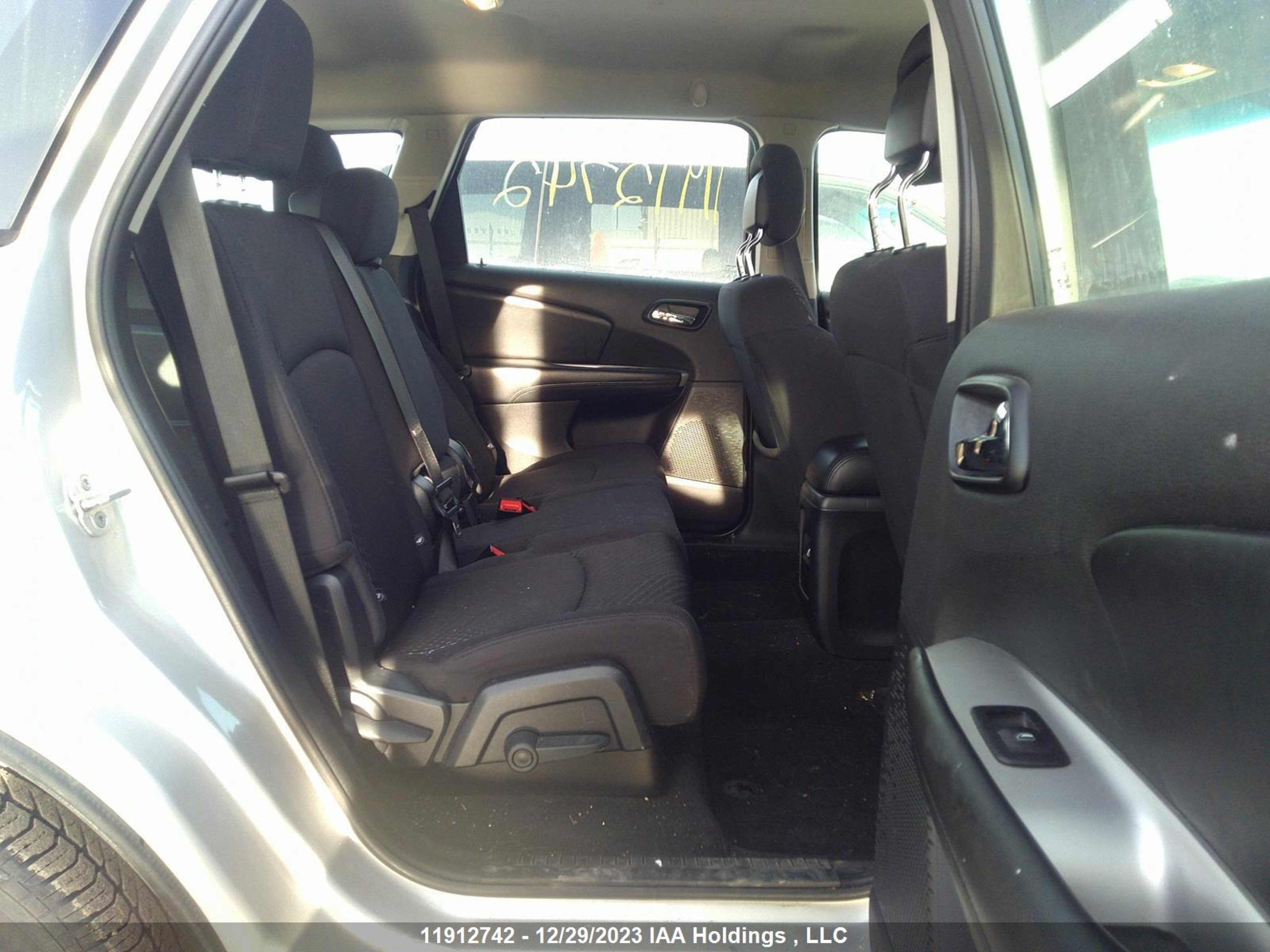 Photo 7 VIN: 3C4PDCAB2CT349642 - DODGE JOURNEY 