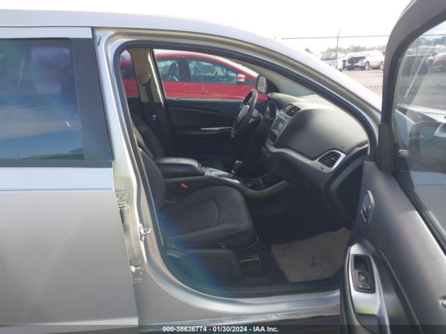 Photo 4 VIN: 3C4PDCAB2ET112023 - DODGE JOURNEY 