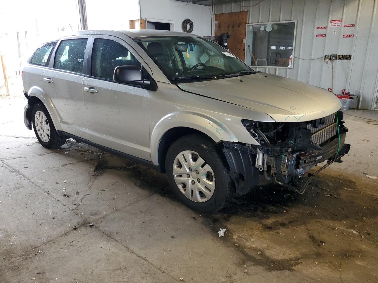 Photo 3 VIN: 3C4PDCAB2ET152568 - DODGE JOURNEY 