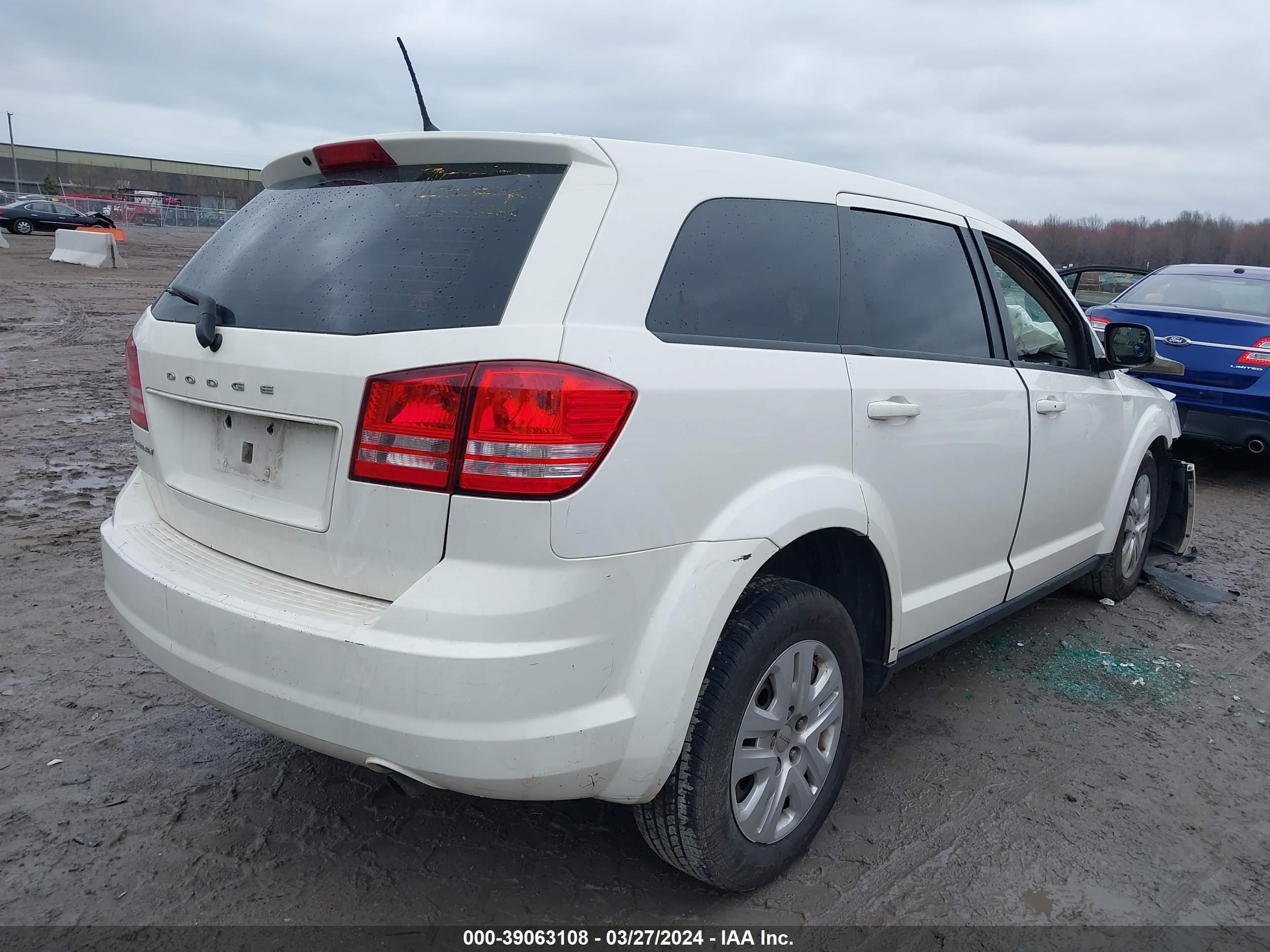 Photo 3 VIN: 3C4PDCAB2ET277862 - DODGE JOURNEY 