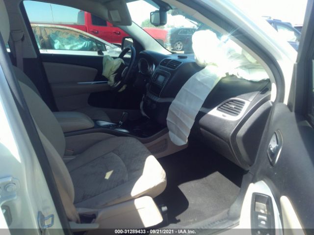 Photo 4 VIN: 3C4PDCAB2FT505781 - DODGE JOURNEY 