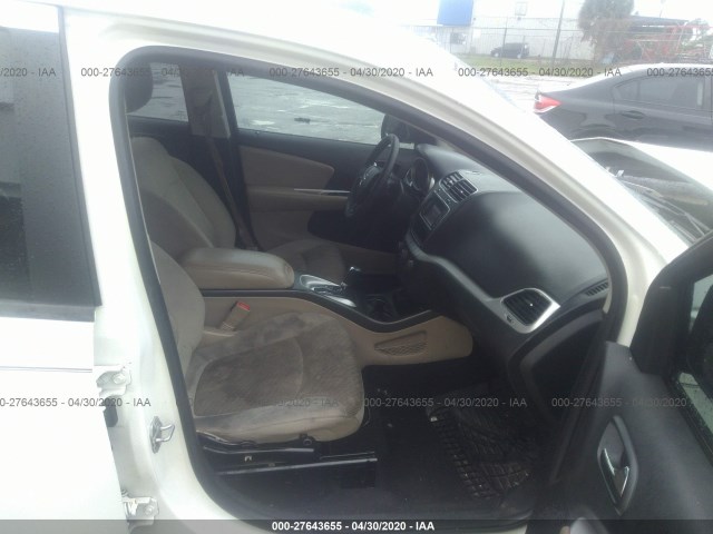 Photo 4 VIN: 3C4PDCAB2FT718956 - DODGE JOURNEY 