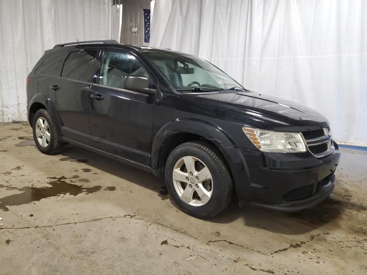 Photo 3 VIN: 3C4PDCAB2GT162648 - DODGE JOURNEY 