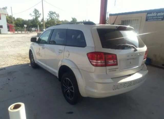 Photo 2 VIN: 3C4PDCAB2HT569919 - DODGE JOURNEY 