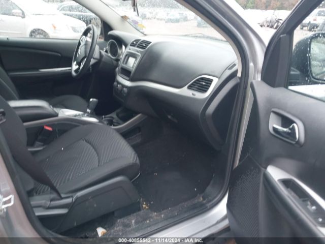 Photo 4 VIN: 3C4PDCAB2HT587286 - DODGE JOURNEY 