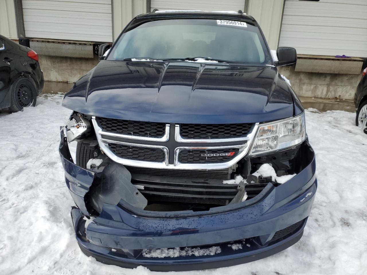 Photo 4 VIN: 3C4PDCAB2HT669955 - DODGE JOURNEY 