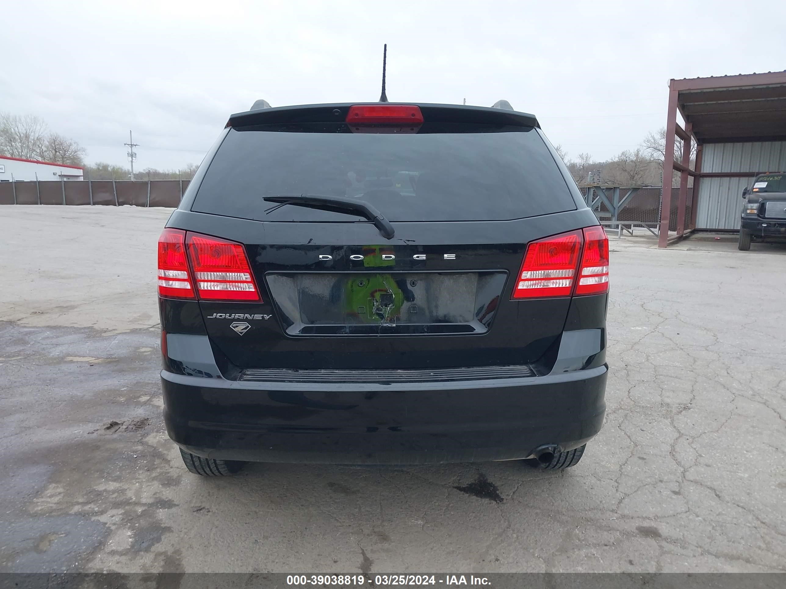 Photo 16 VIN: 3C4PDCAB2JT241390 - DODGE JOURNEY 