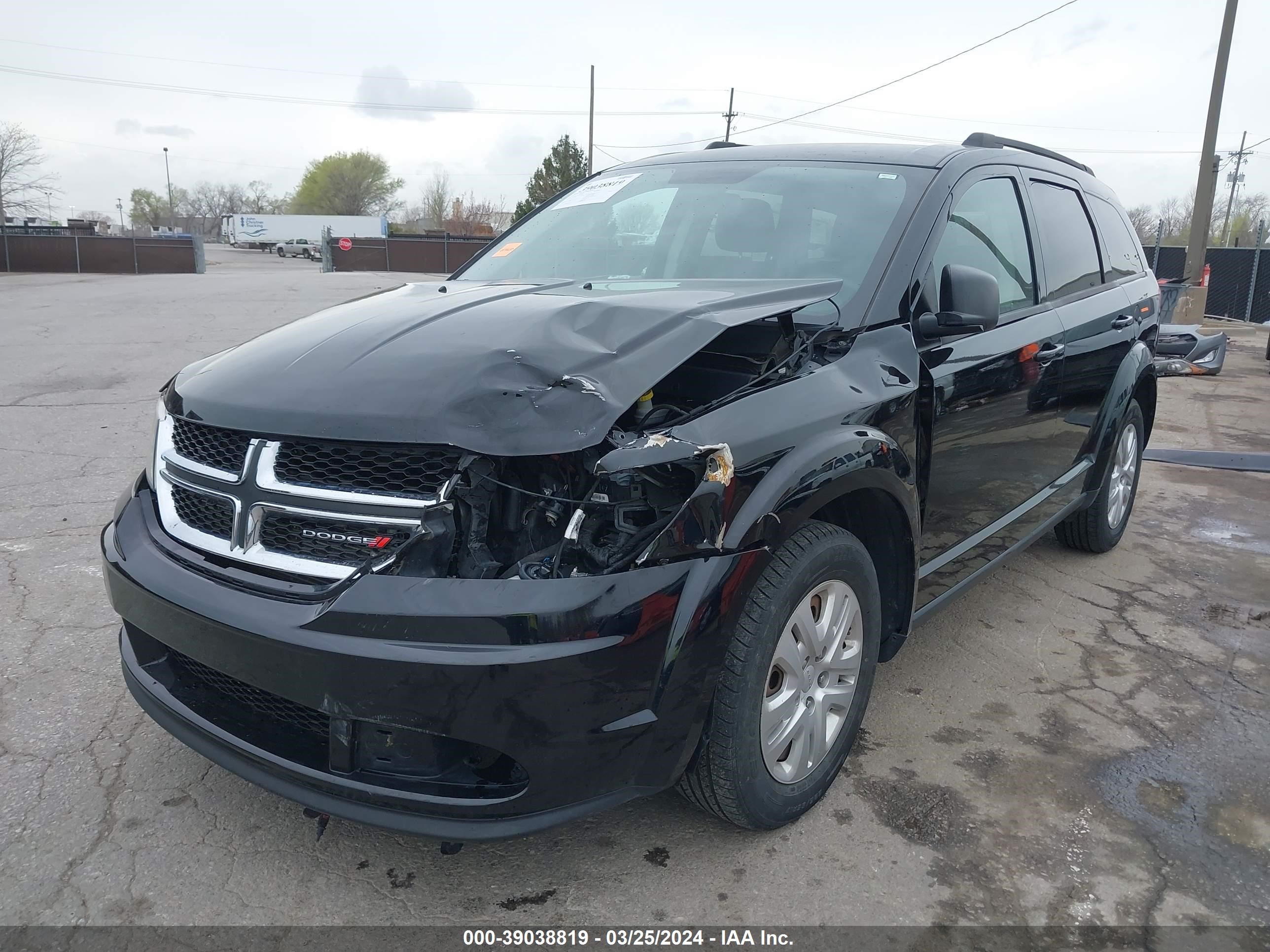 Photo 5 VIN: 3C4PDCAB2JT241390 - DODGE JOURNEY 