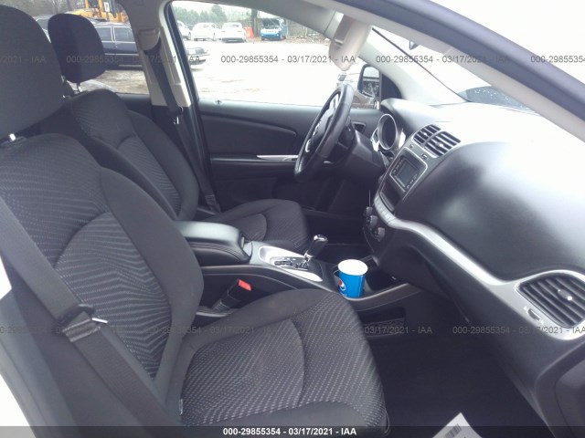 Photo 4 VIN: 3C4PDCAB2JT243138 - DODGE JOURNEY 