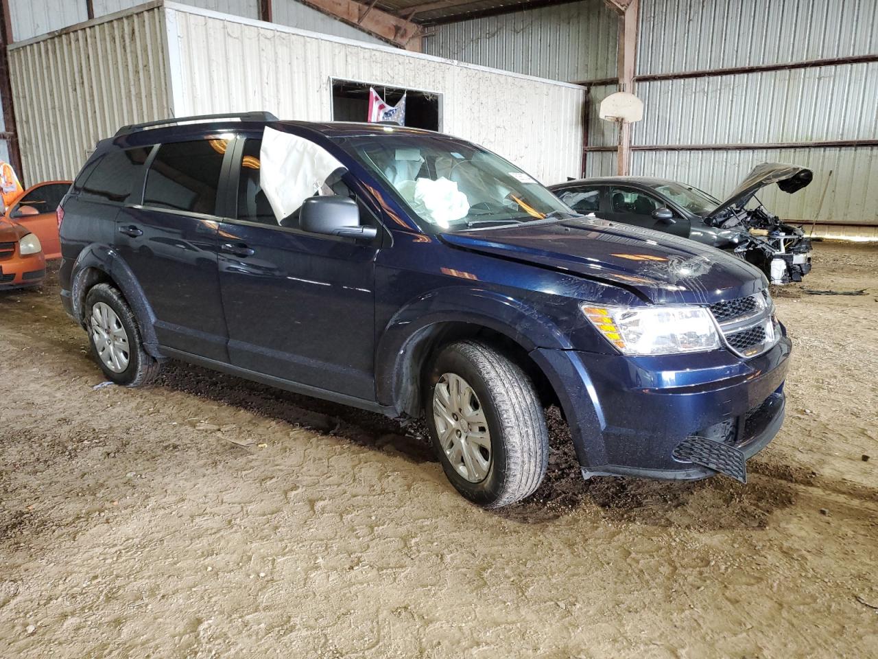 Photo 3 VIN: 3C4PDCAB2JT243432 - DODGE JOURNEY 