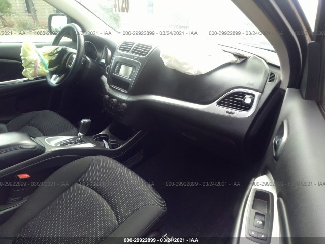 Photo 4 VIN: 3C4PDCAB2JT274700 - DODGE JOURNEY 