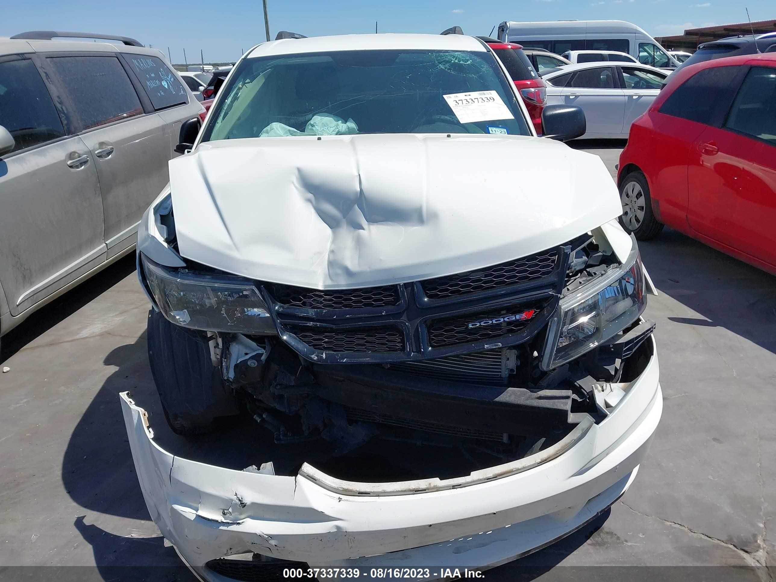 Photo 12 VIN: 3C4PDCAB2JT288449 - DODGE JOURNEY 