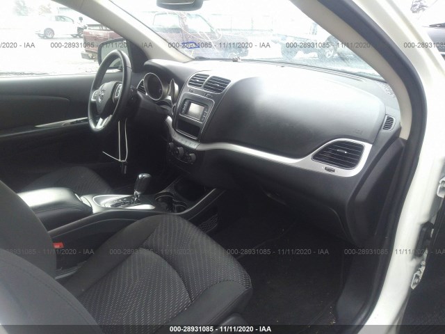 Photo 4 VIN: 3C4PDCAB2JT385599 - DODGE JOURNEY 