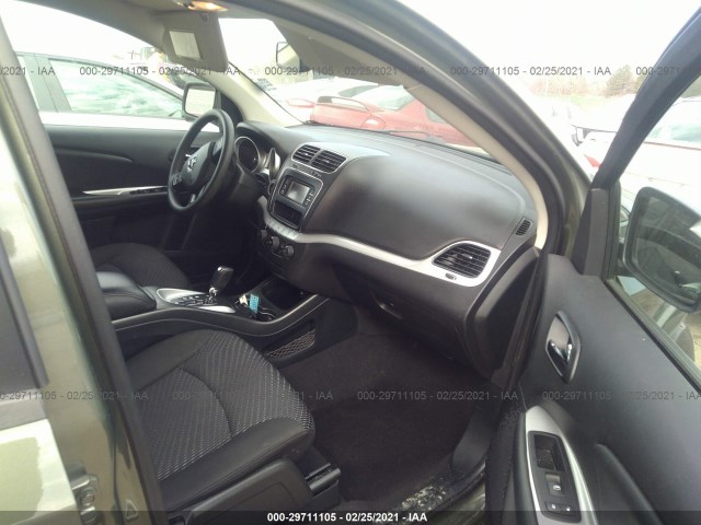 Photo 4 VIN: 3C4PDCAB2JT446255 - DODGE JOURNEY 