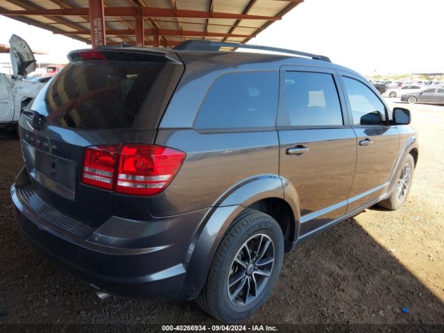 Photo 3 VIN: 3C4PDCAB2JT473875 - DODGE JOURNEY 