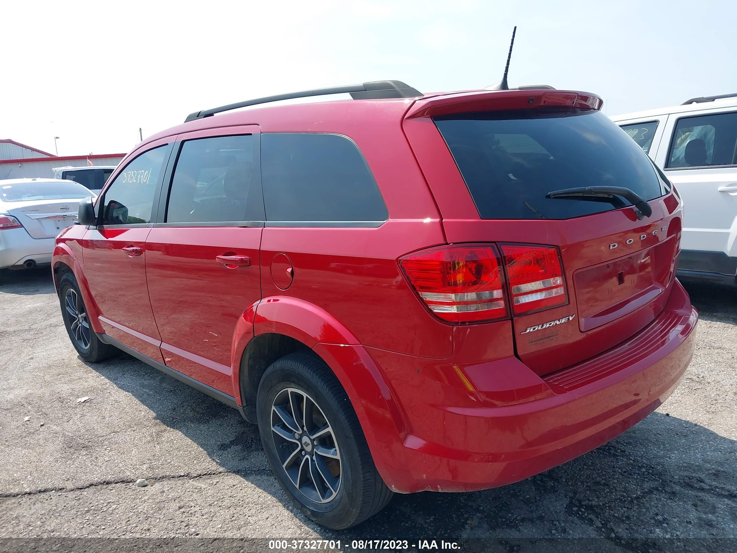 Photo 2 VIN: 3C4PDCAB2JT521679 - DODGE JOURNEY 