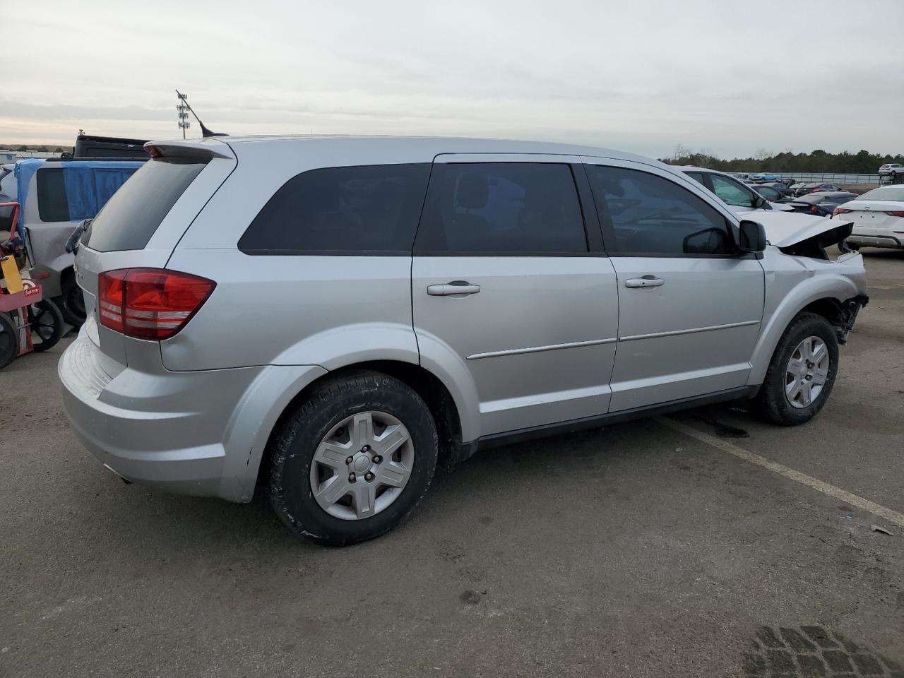 Photo 2 VIN: 3C4PDCAB3CT205128 - DODGE JOURNEY 