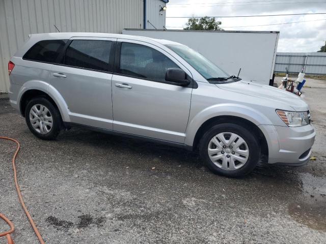 Photo 3 VIN: 3C4PDCAB3ET115979 - DODGE JOURNEY SE 