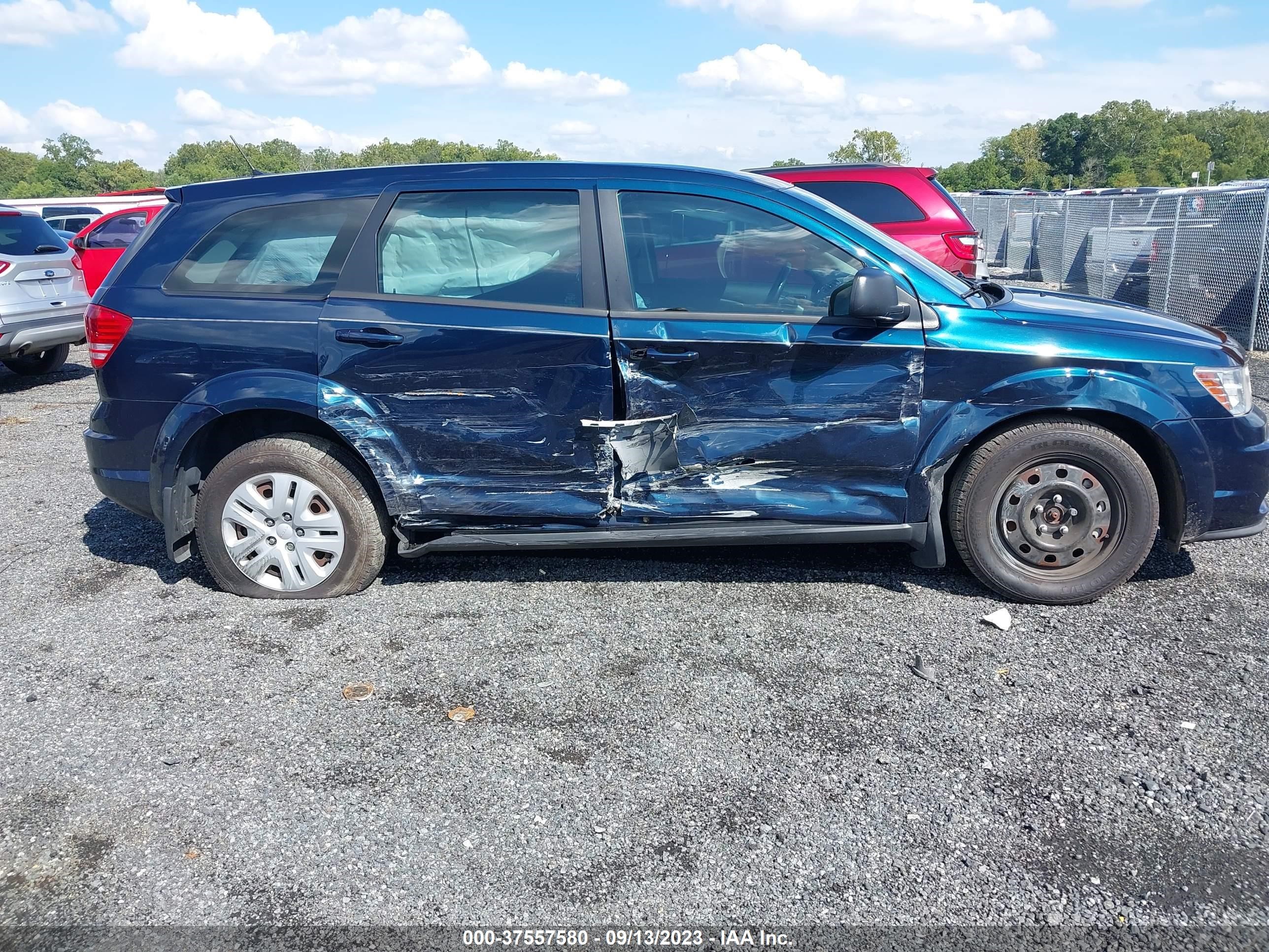 Photo 12 VIN: 3C4PDCAB3ET116405 - DODGE JOURNEY 