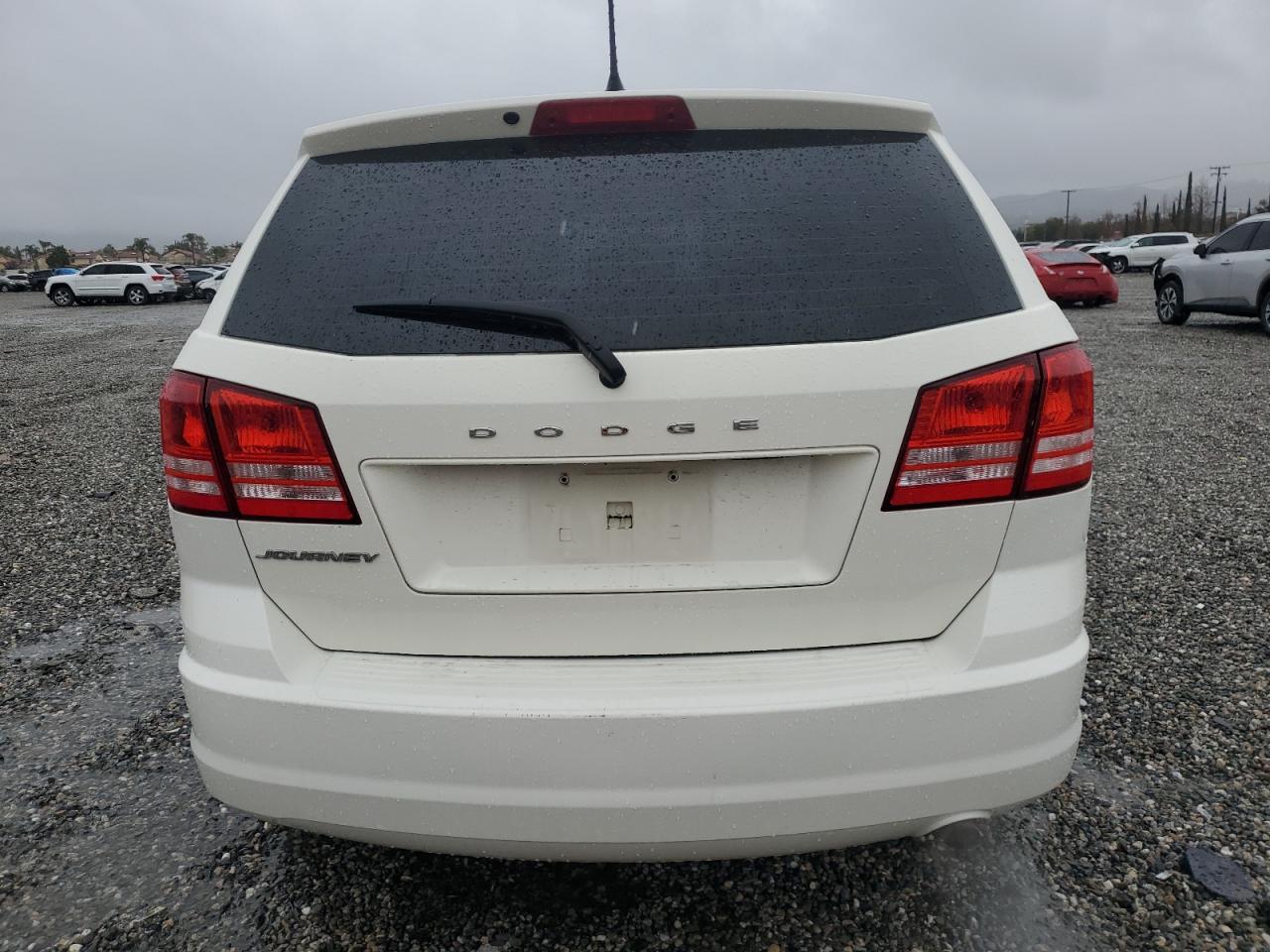 Photo 5 VIN: 3C4PDCAB3FT670139 - DODGE JOURNEY 