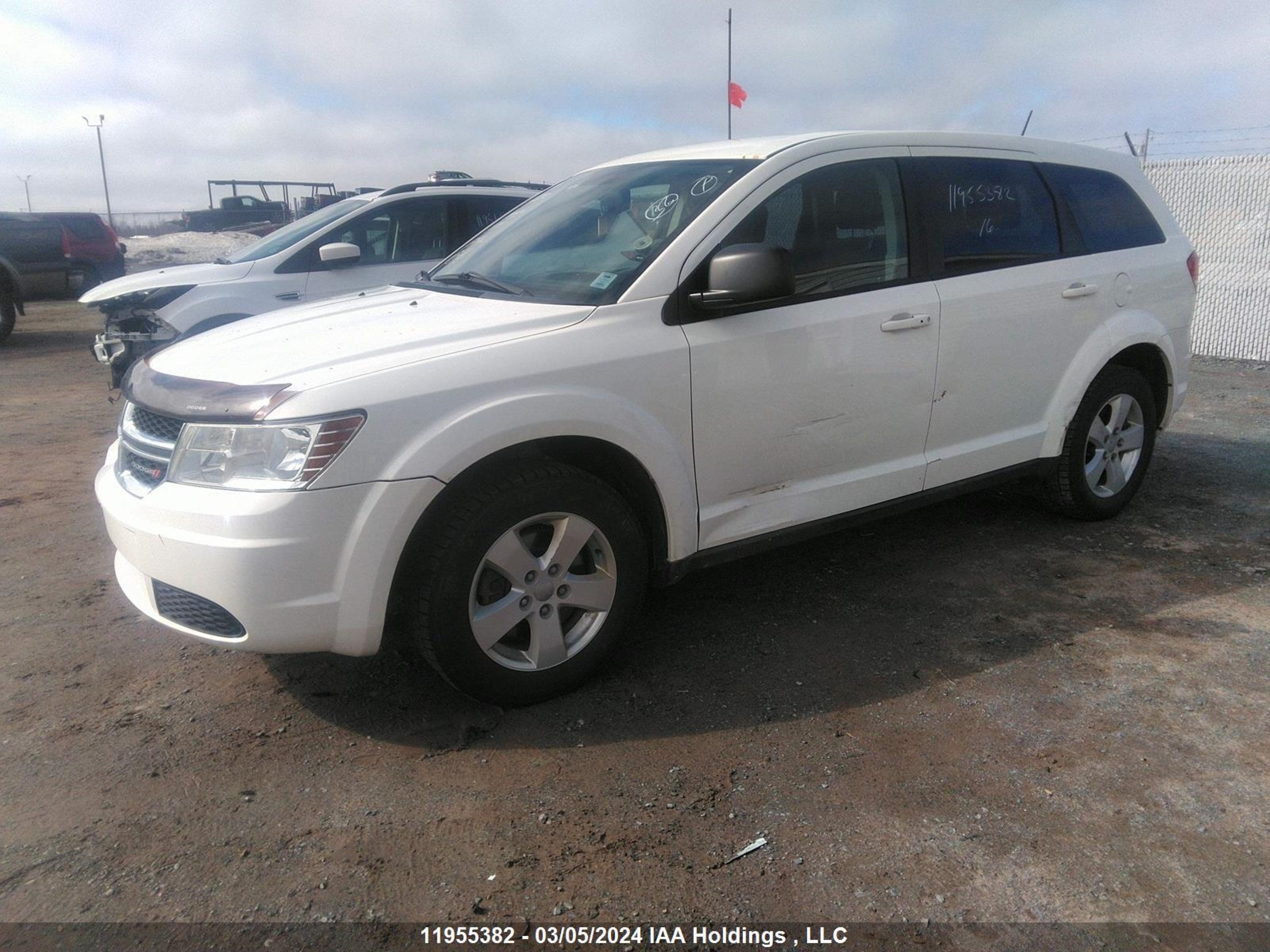 Photo 1 VIN: 3C4PDCAB3GT158091 - DODGE JOURNEY 